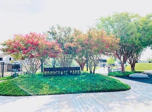 Building Photo - 10047 Westpark Dr