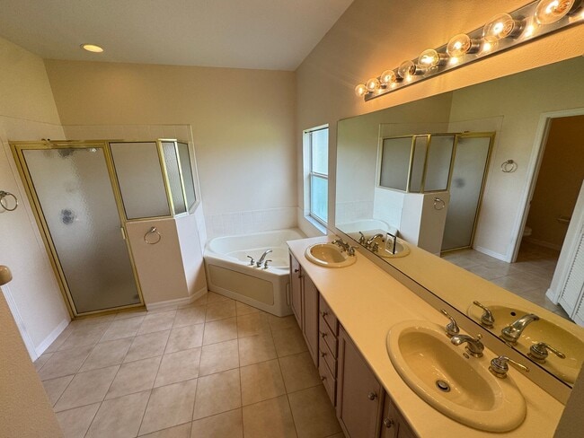 Building Photo - Resort-Style Solivita Home Ready For Move-in! [55+ Community]