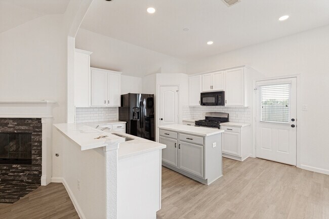 Building Photo - 5224 McGrath Dr