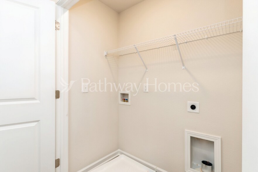 Building Photo - 2038 Transatlantic Ave