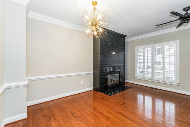 Building Photo - 87 Heron Lane