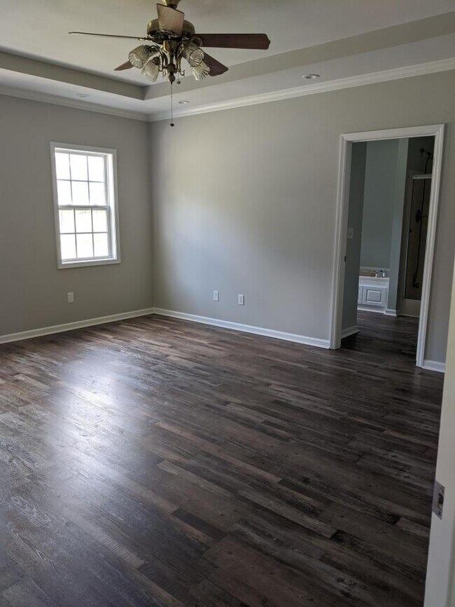 Building Photo - 3 bedroom in Adel GA 31620