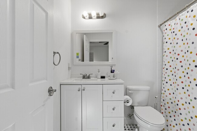 Building Photo - 3203 N Bailey St