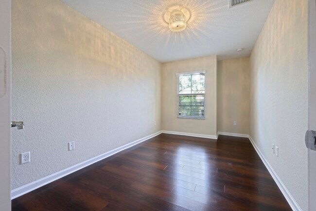 Building Photo - 5817 Monterra Club Dr