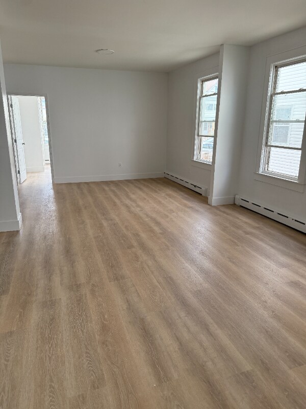 Building Photo - 732 Pennington St