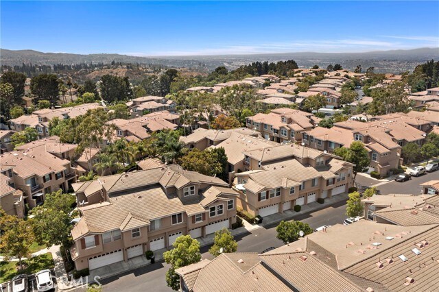 Building Photo - 1150 S Positano Ave