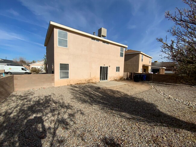 Building Photo - 4 Bedroom Home Available In Ventana Ranch!