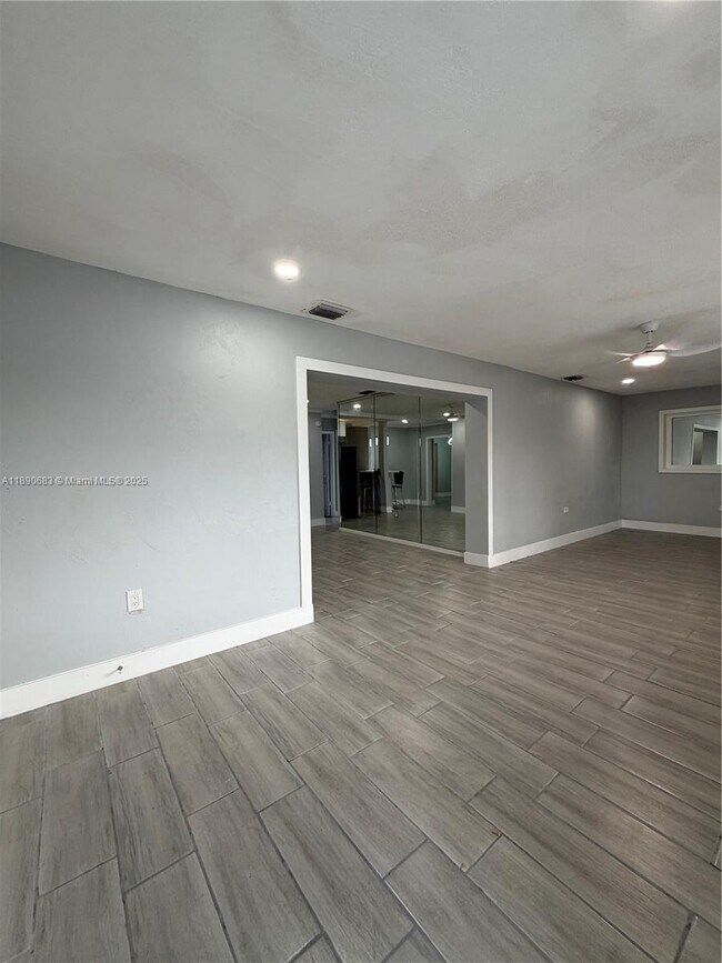 Building Photo - 2531 NW 152nd Terrace