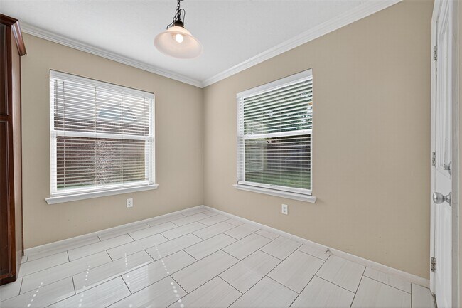 Building Photo - 24823 Cobble Canyon Ln