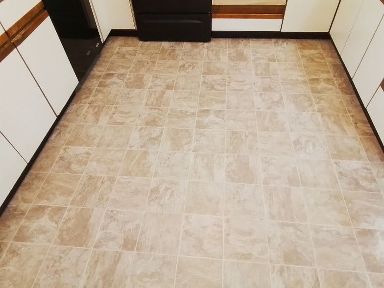 Building Photo - 959 Lancaster St