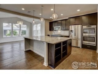 Building Photo - Large Executive Home for Lease