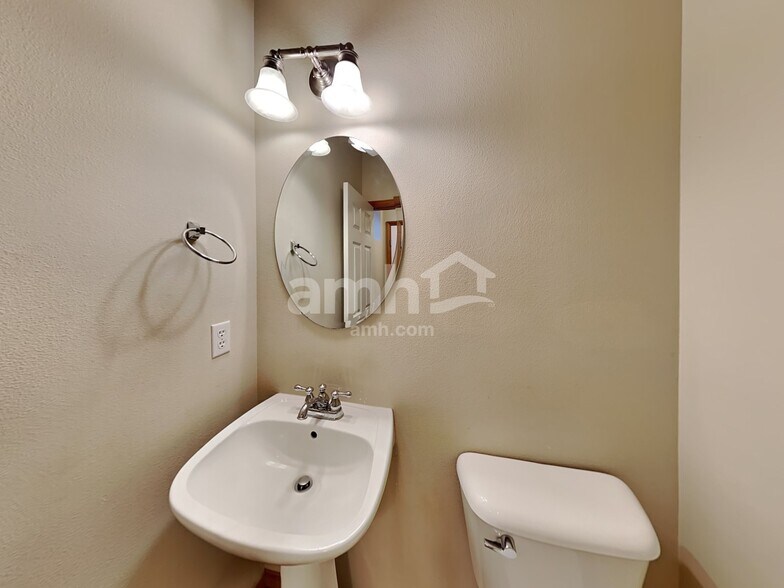 Building Photo - 18010 97th Avenue Ct E