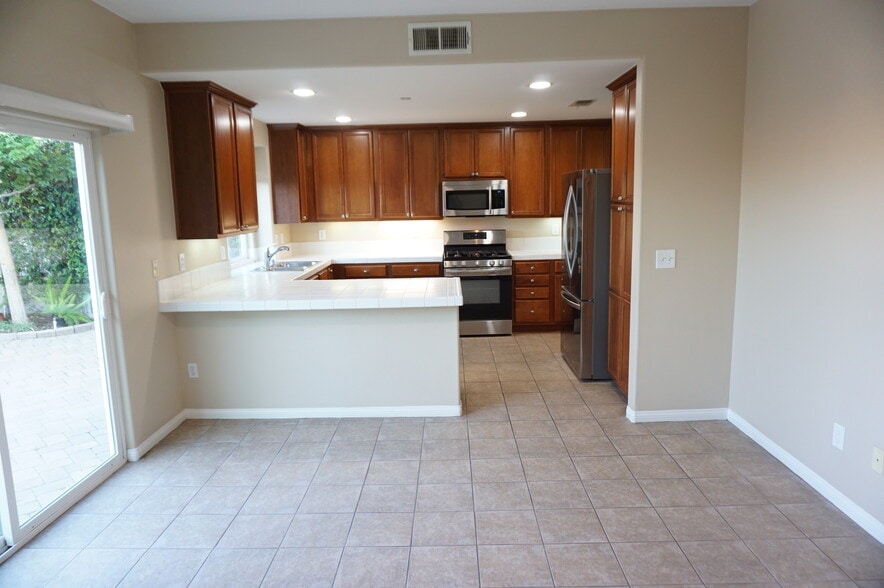 Building Photo - 11855 Birch Grove Ln