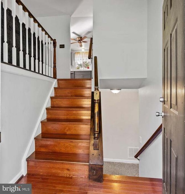 Building Photo - 10612 Holleybrooke Dr