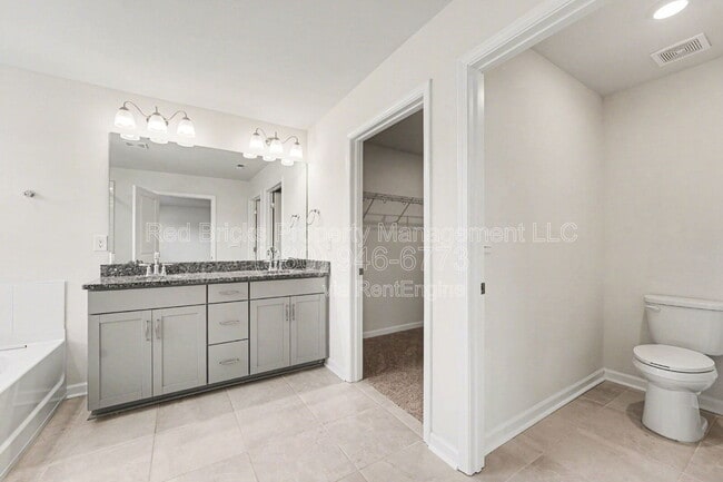 Building Photo - 4178 Steel Wy