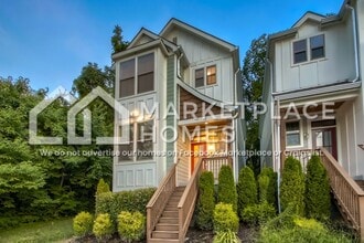 Building Photo - 2117 Herman St