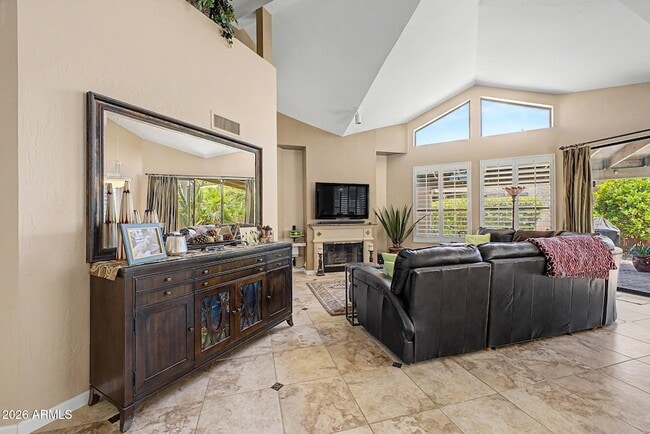 Building Photo - 4106 E Sunnyside Dr