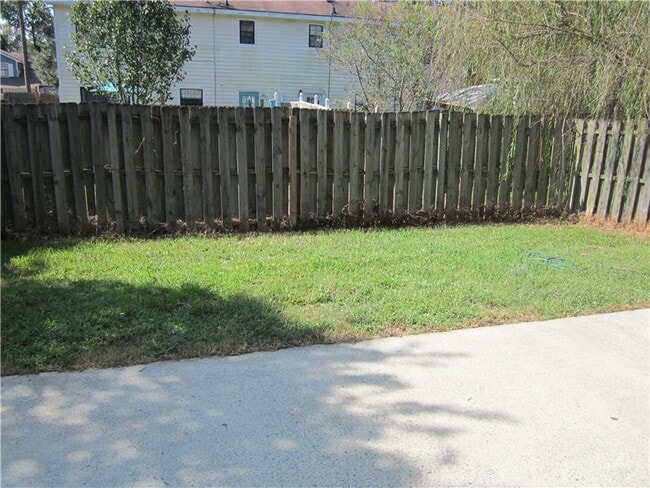 Building Photo - 117 Windmill Ln