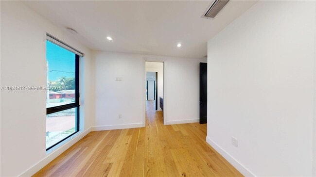 Building Photo - 353 NW 50th St