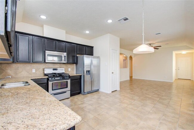 Building Photo - 2131 Tandy Park Way