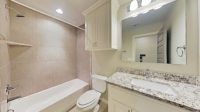 Building Photo - 4 Bedroom, 3 Bathroom Single Story in East Edmond With Storm Shelter