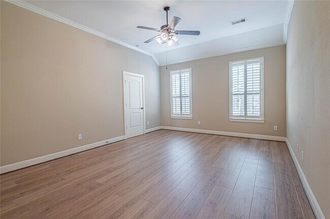 Building Photo - 5114 E Jerad Dr