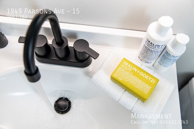 Building Photo - 1949 Parsons Ave