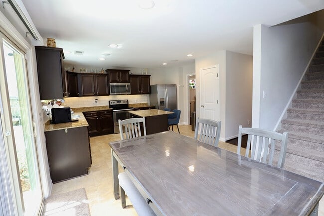 Building Photo - 54 Edinburgh Castle Ln