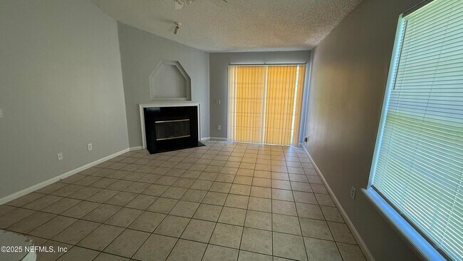 Building Photo - 8366 Rocky Creek Dr