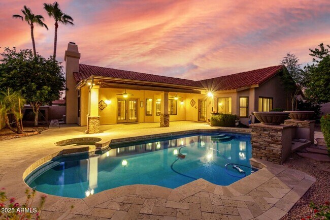 Building Photo - 4 Bedroom 2 Bathroom Scottsdale Ranch Home