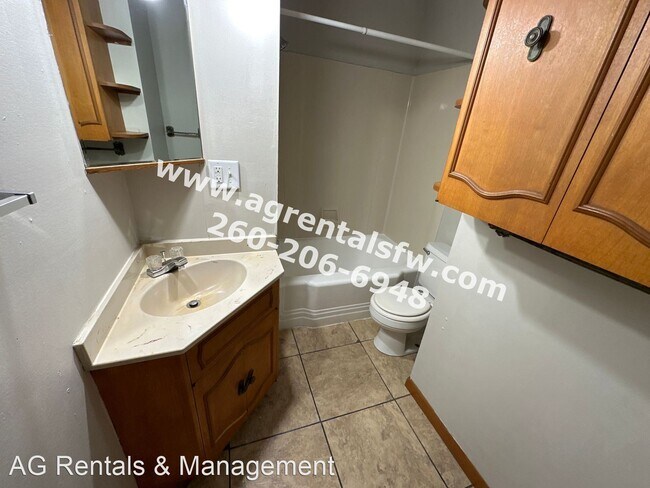 Building Photo - 3 br, 2 bath House - 4525 Gaywood Dr