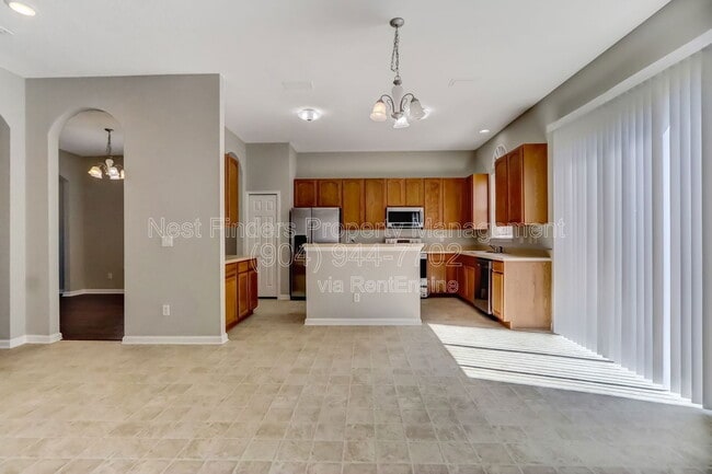 Building Photo - 409 S Hidden Tree Dr