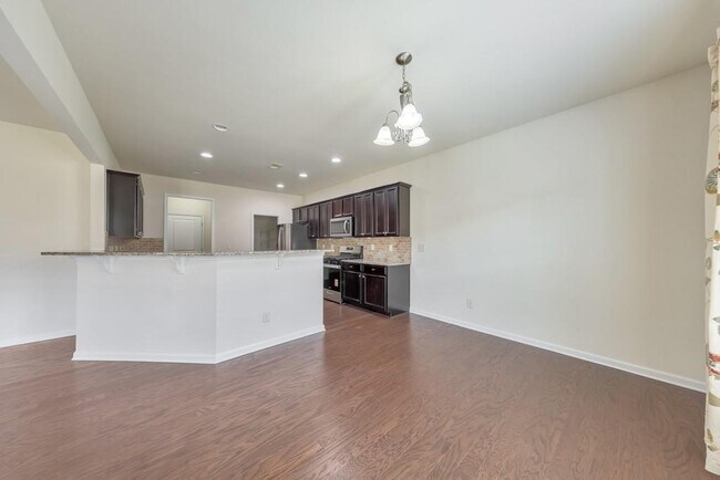 Building Photo - 4990 Brierstone Dr