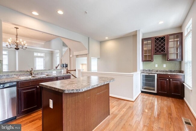 Building Photo - 9301 Paragon Way