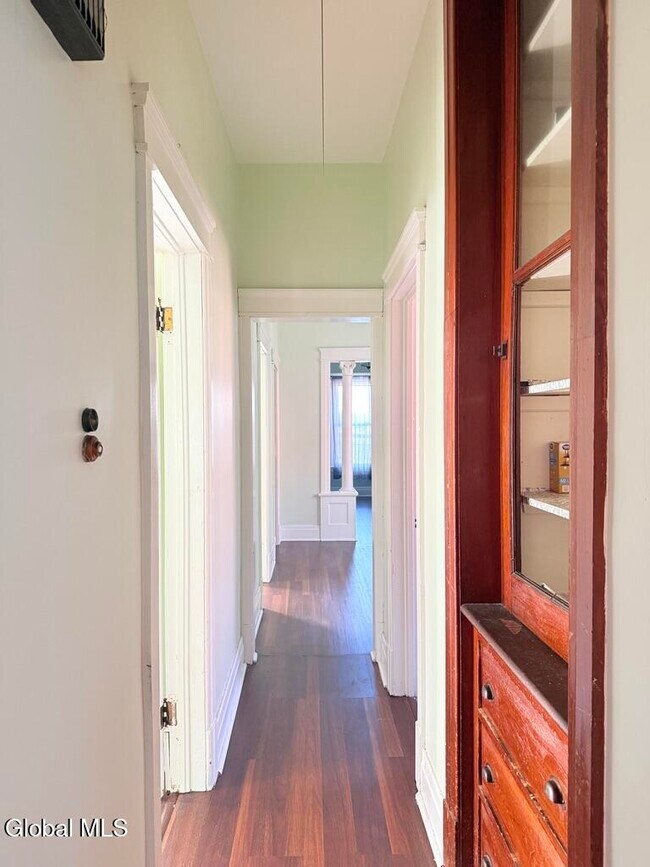 Building Photo - 202 Morton Ave