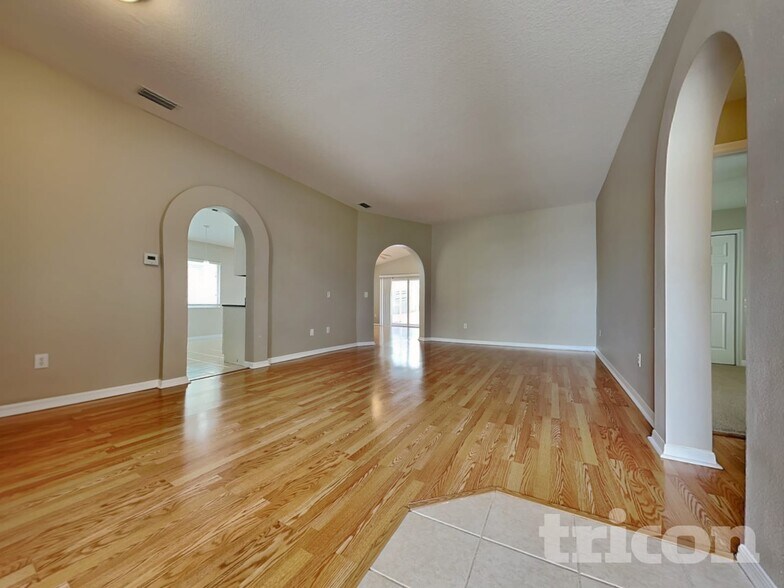 Building Photo - 4926 Trinidad Dr