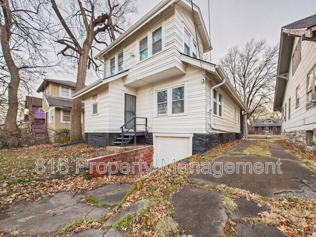 Building Photo - 5341 Brooklyn Ave