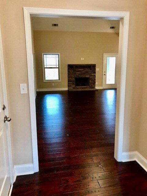 Building Photo - 24 Fast Ln