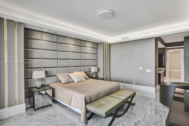 Building Photo - 9705 Collins Ave