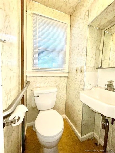 Building Photo - 131 Greenwood St