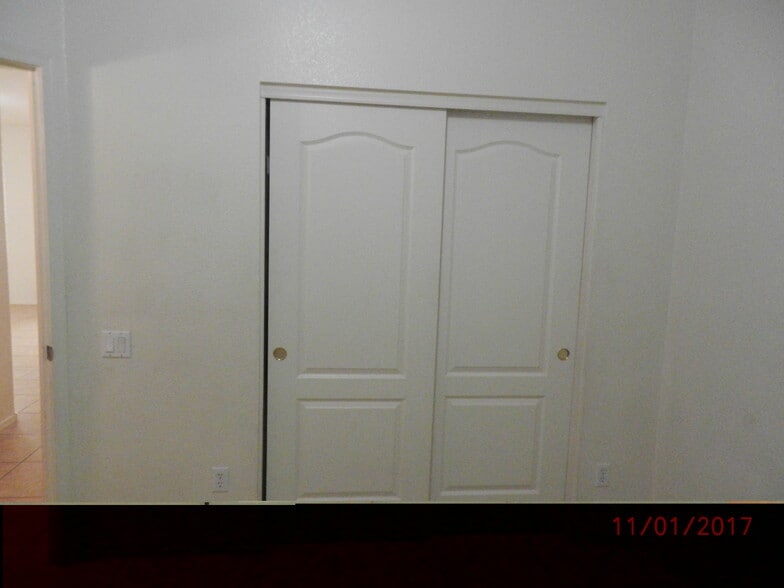 Building Photo - 9110 W Monte Vista Rd