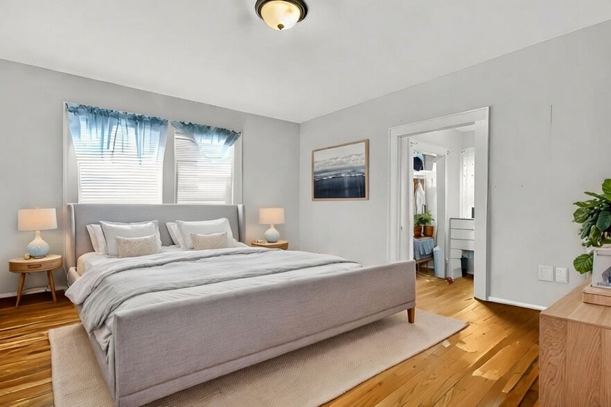 Building Photo - 1440 Wood Ave