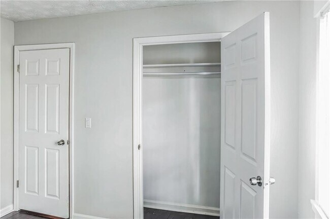 Building Photo - 2988 Heritage Valley Ct