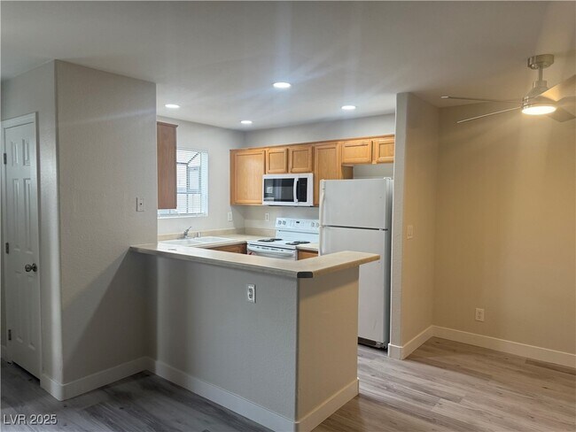 Building Photo - 2966 Juniper Hills Blvd