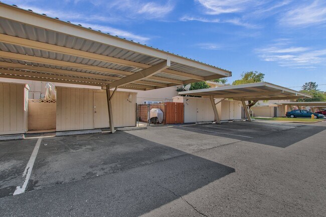 Building Photo - 6165 N Granite Reef Rd