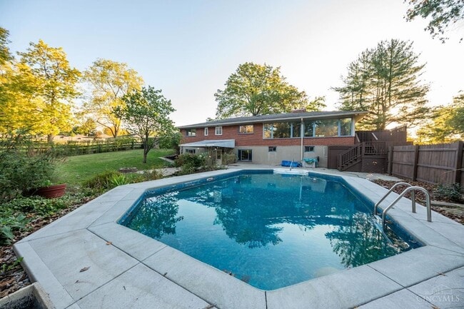 Building Photo - 5900 Donjoy Dr