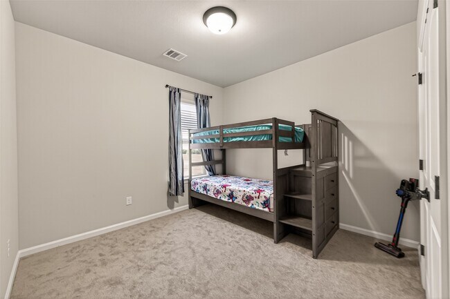 Building Photo - 1010 Gentle Nook Dr
