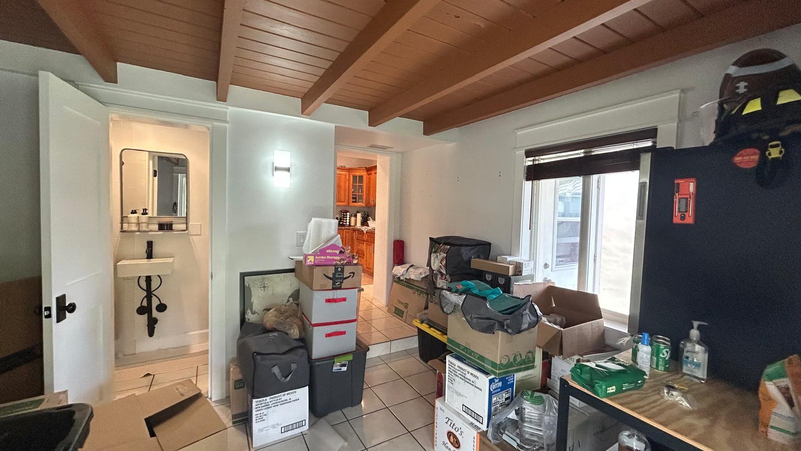 Building Photo - 6790 SW 18th St