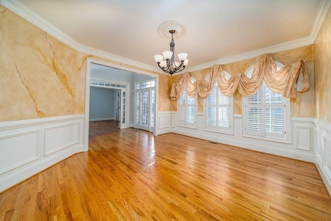 Building Photo - 9445 Stoney Ridge Ln