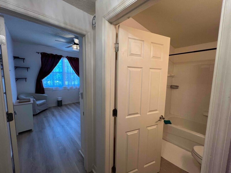 Building Photo - 10825 Windsor Walk Dr